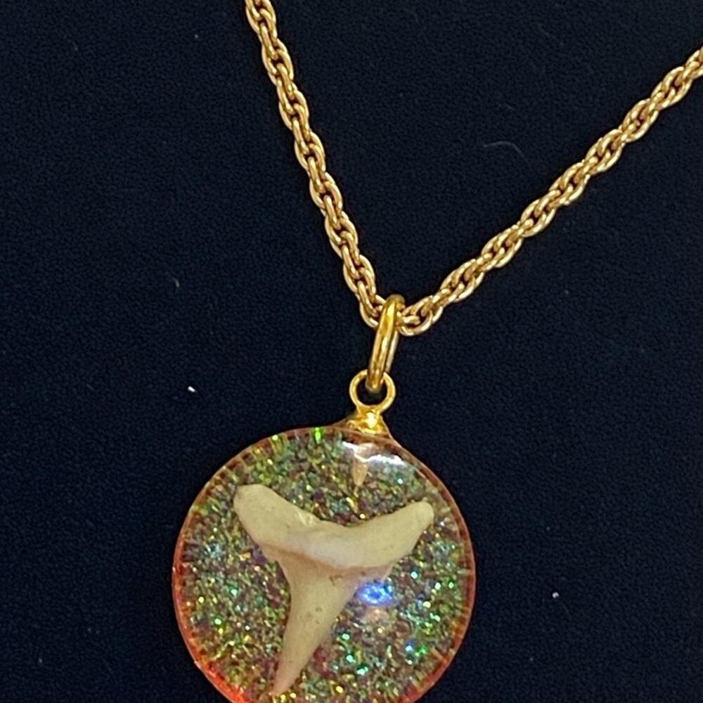 Vintage Sarah Coventry Shark Tooth Necklace Orange Glitter Lucite  Pendant